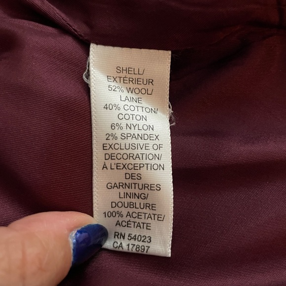 Banana Republic Women’s Houndstooth Plaid A-Line Wool Skirt - Picture 8 of 9